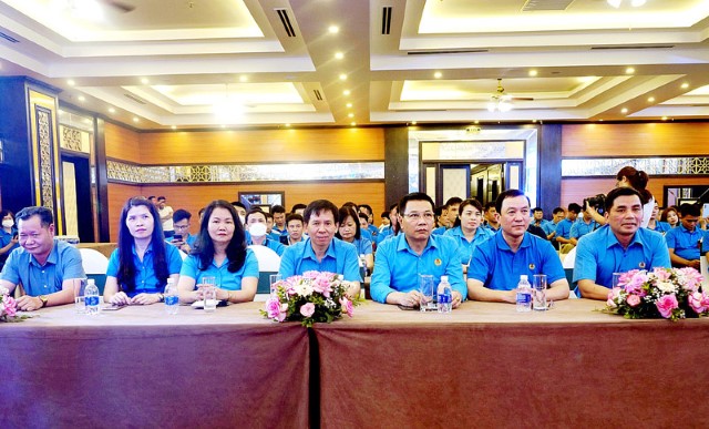 Lễ tuyên dương Công nhân giỏi Thủ đô năm 2012